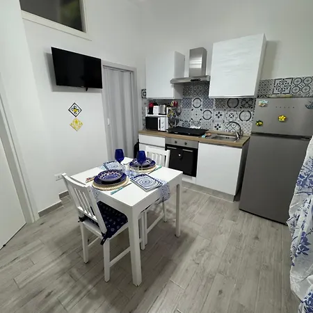 公寓 Casetta Blu Mondello Zona Partanna *